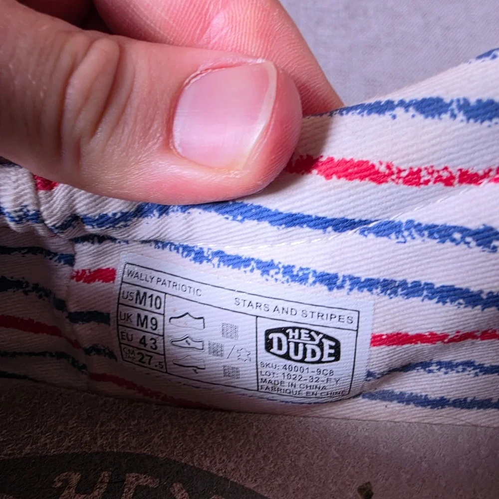 Hey Dude Wally Patriotic Mens 10 Red White Blue Stars and Stripes 40001-9C8